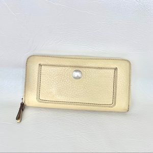 COACH Cream/Beige Soft Pebble Leather Full Zip Wallet